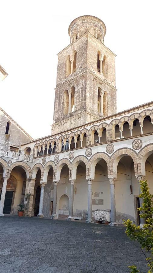 B&B Salerno Al Duomo エクステリア 写真